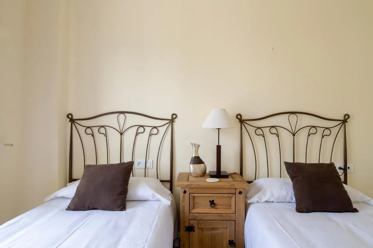 2261-Superb Apt On The Beach, On Duquesa Harbour Manilva